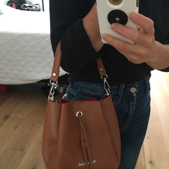 Crossbody bags, leather, sm/medium size priced individually questions?Please ask - Picture 10 of 12